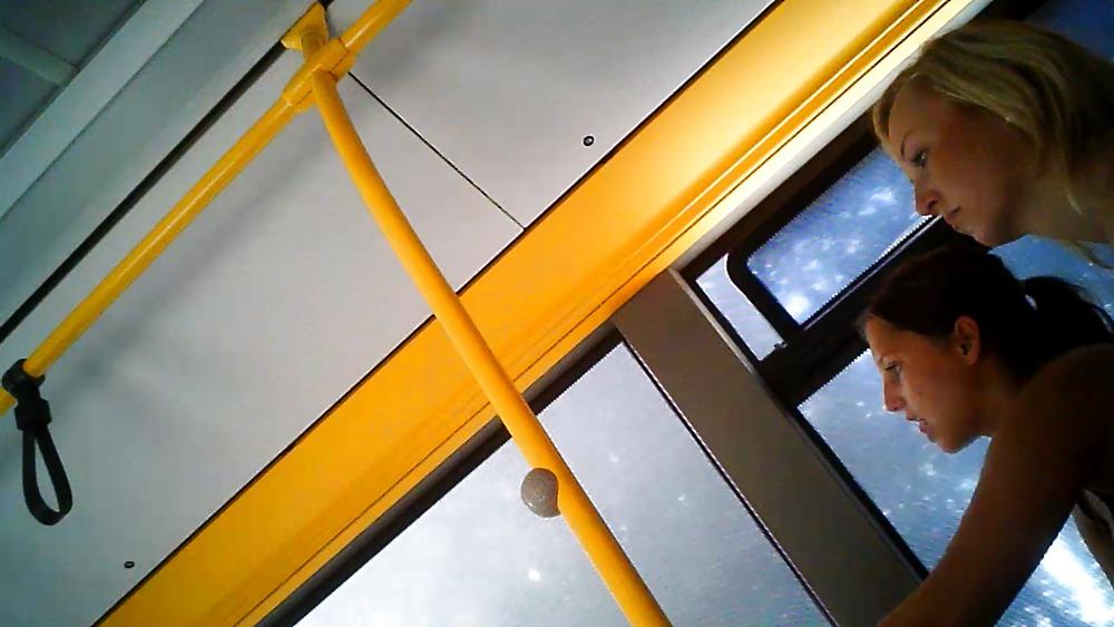 6P Nice teens in bus