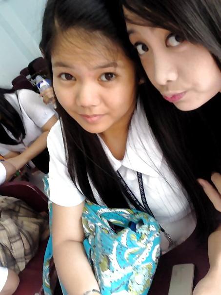 13P Here   me with my friends