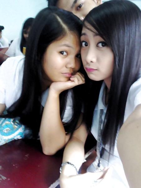 13P Here   me with my friends