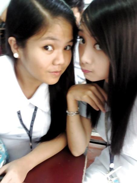 13P Here   me with my friends