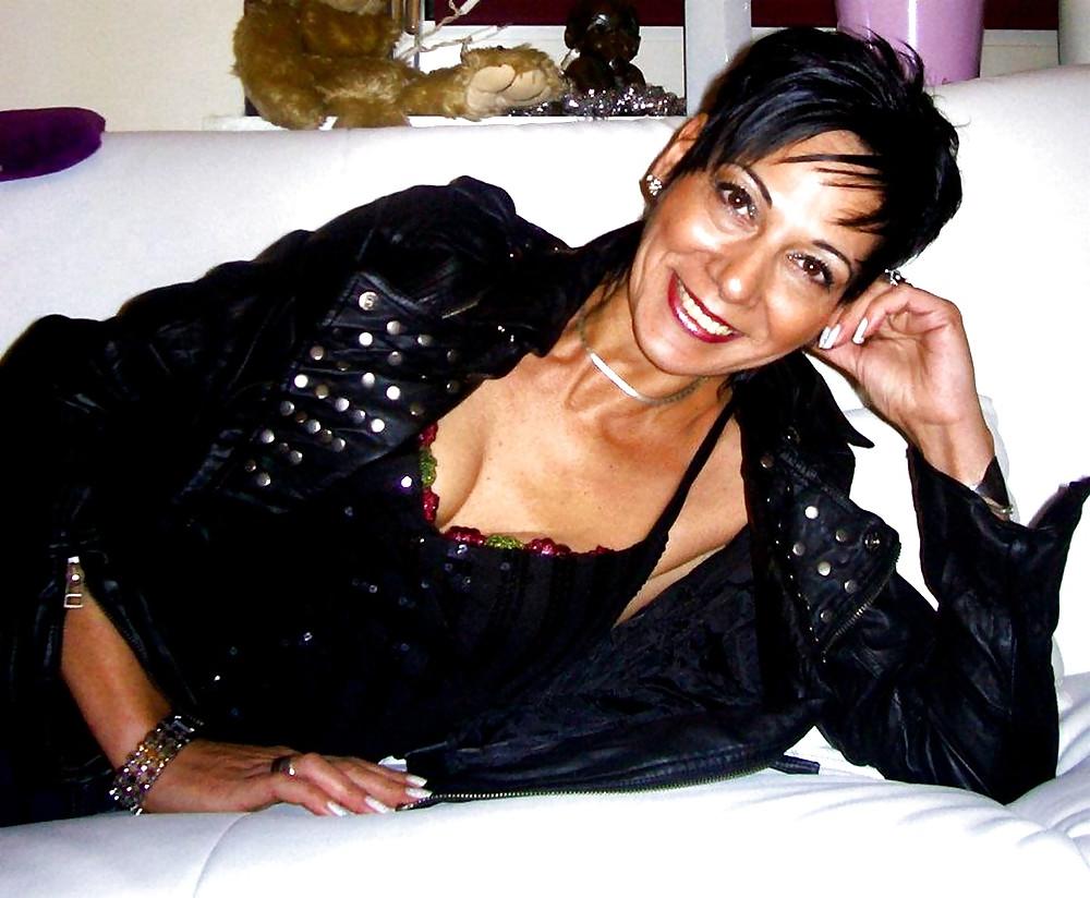 12P Sexy dressed undressed milf incl. some bdsm