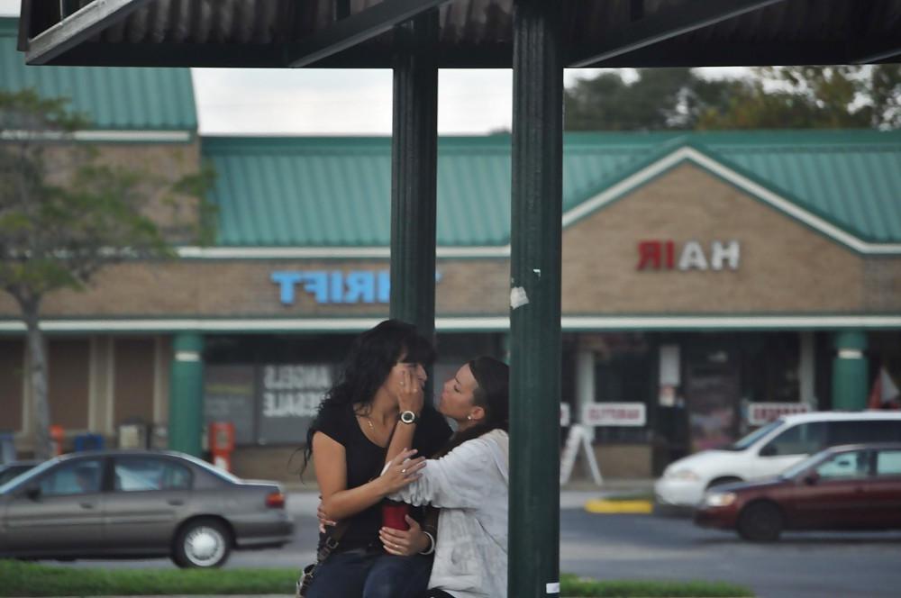 7P YNG Latina Lesbians Making Out