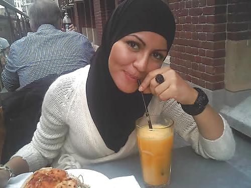 21P Hijab