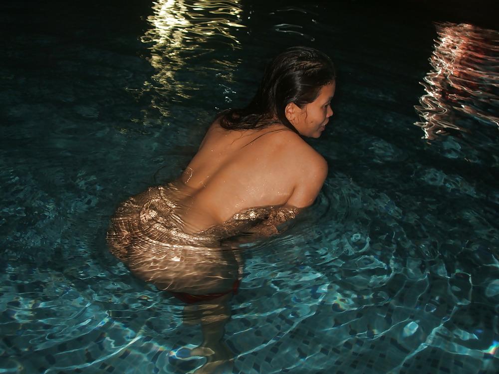 17P Sexy coed nude at the beach pool