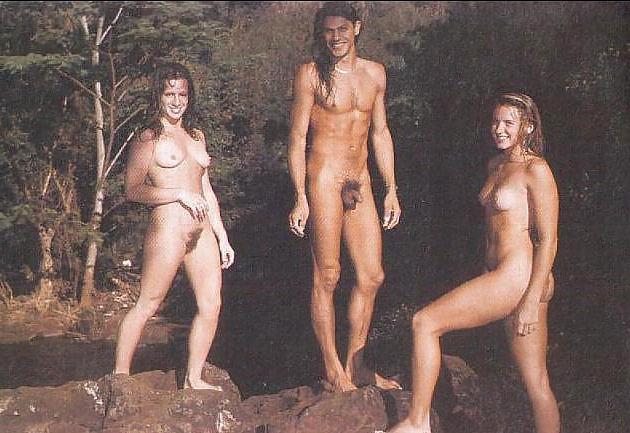25P Nudist couples