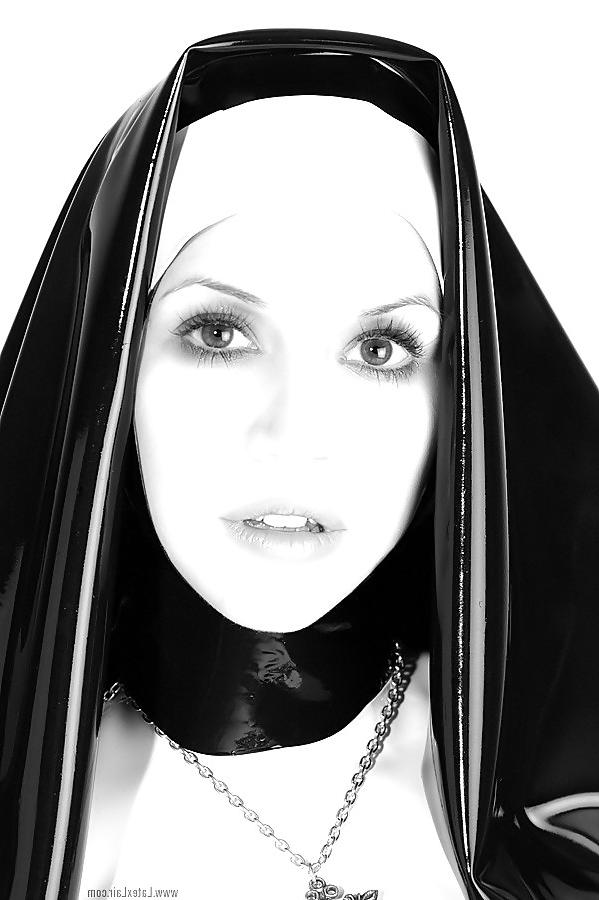 25P Rubber NUN