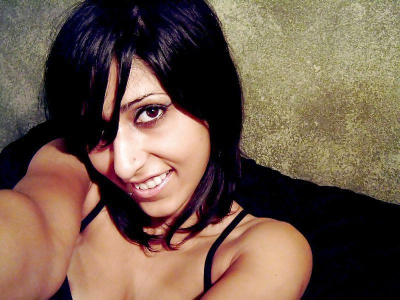 25P Indisches Dessous-Model