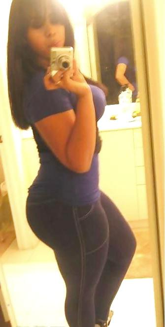 25P Latin girl pics 1(2)