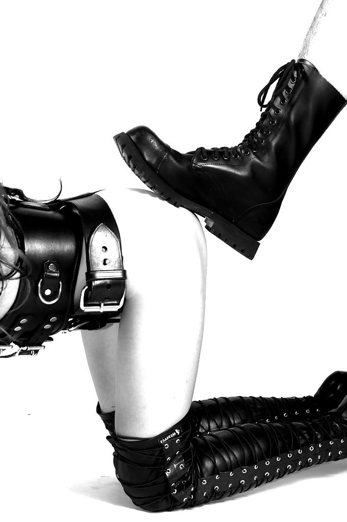 16P BDSM 02 by Searcher1957