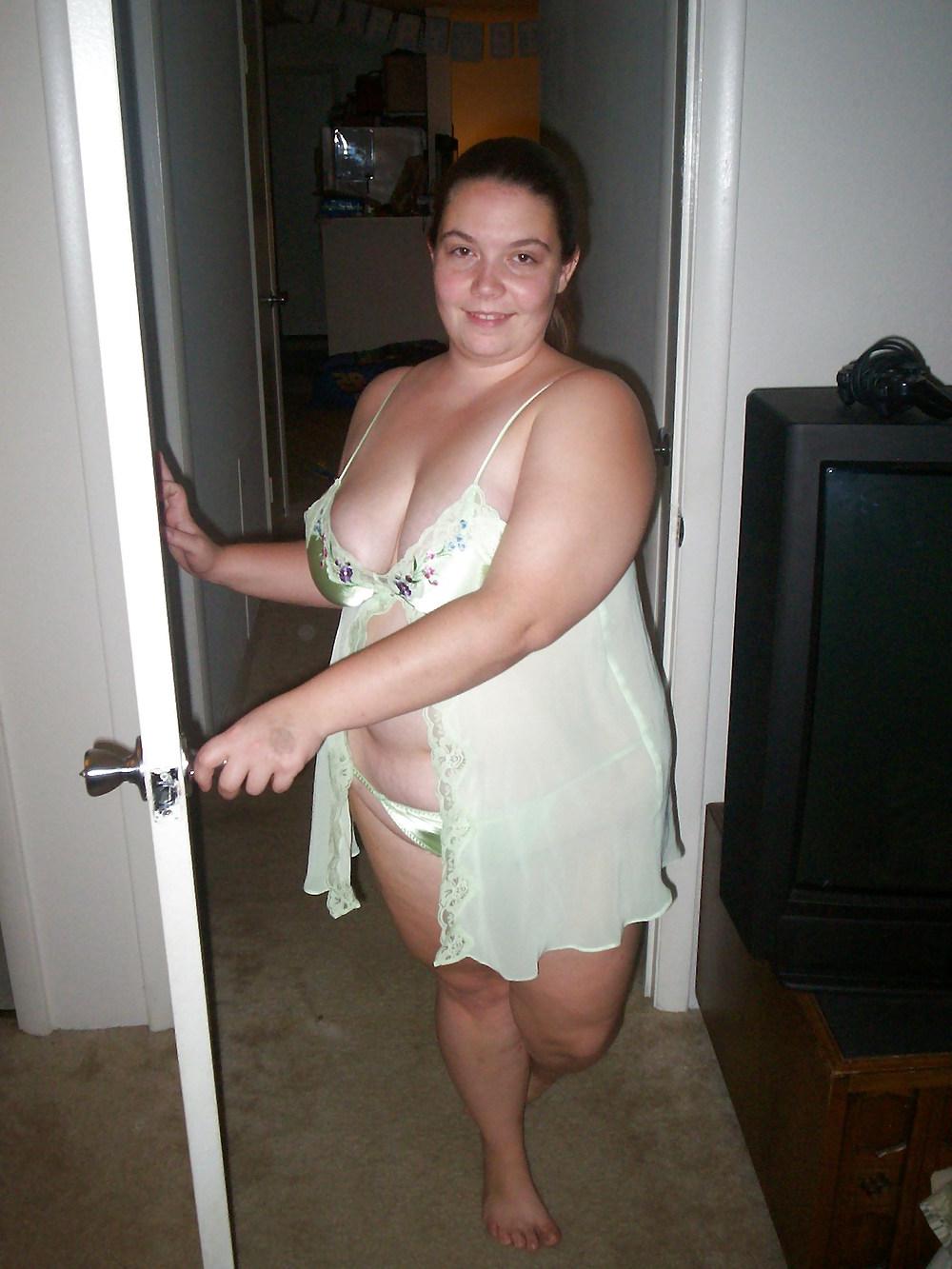 25P The wife in green thongs