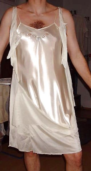 17P Nylon Satin Rip 02