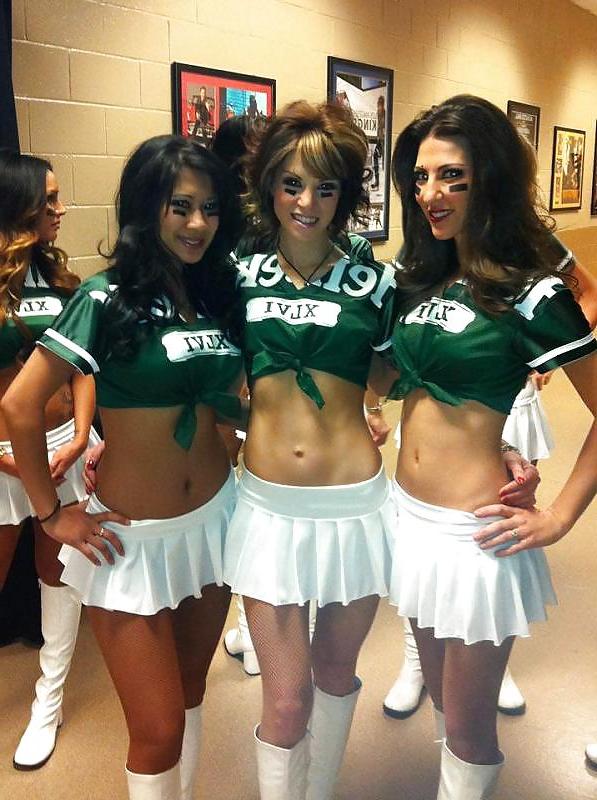 12P More Vegas Sluts
