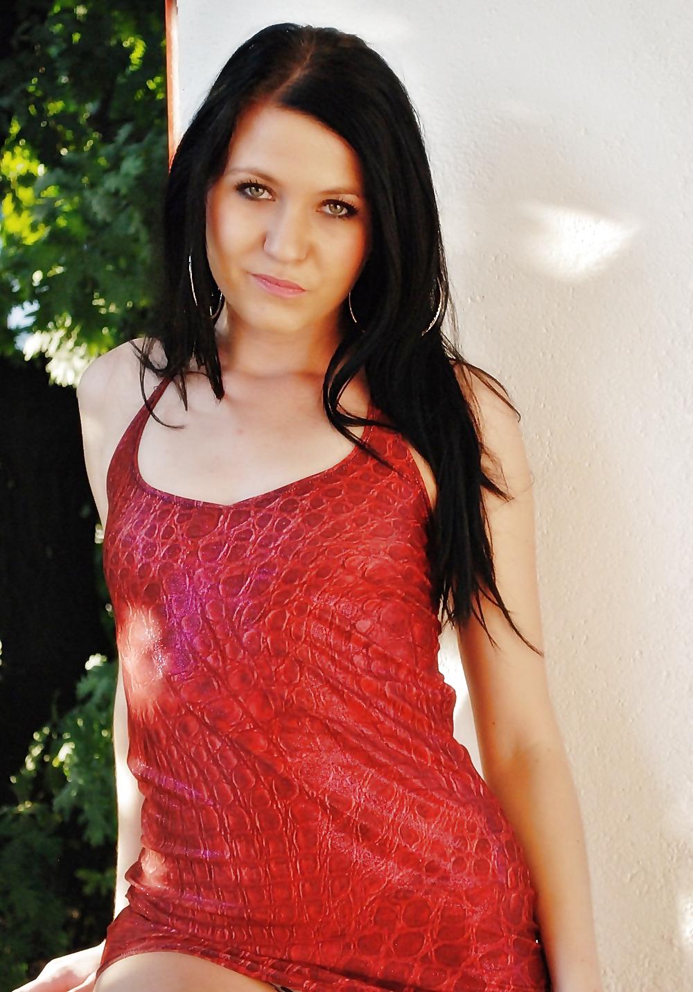 10P Nichole23 on videochat (Valcea Romania)