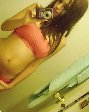 10P Teen Girls on CamVirgo