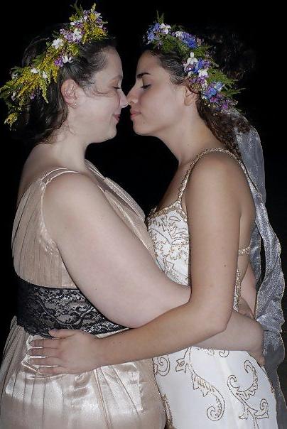 25P Lesbian wedding
