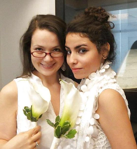 25P Lesbian wedding