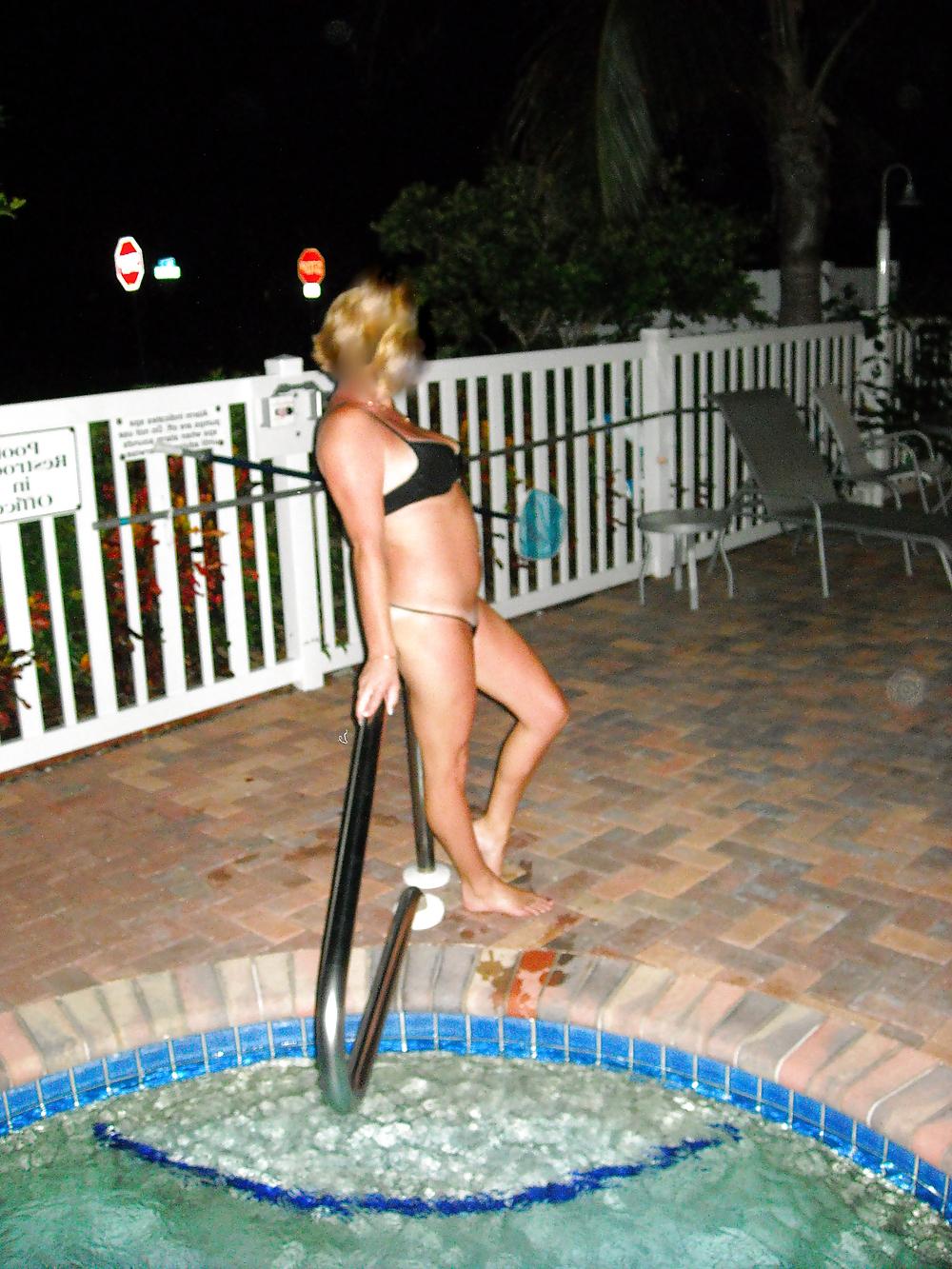22P Beach Club