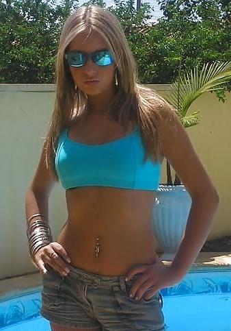 25P My Blond Teen Girls Gallery 2