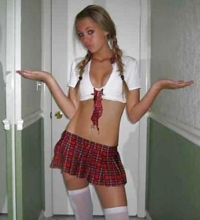 25P My Blond Teen Girls Gallery 2
