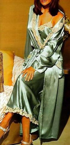 23P Beau satin du Web