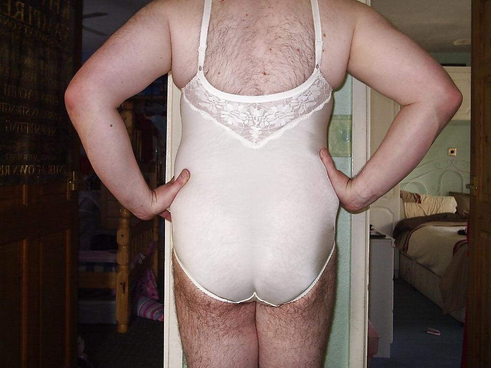 10P Ivory Satin Body
