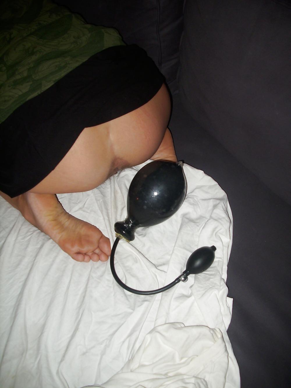 10P Gigantic fisted pussy 
