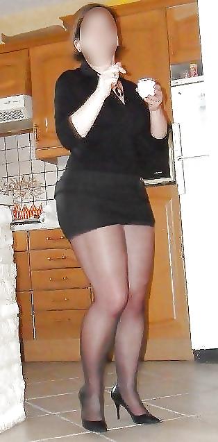 23P Mature Nylons 2 !!!!!