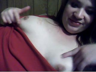 18P Skype girl playing with tits
