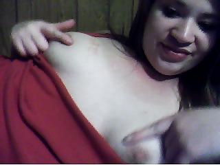 18P Skype girl playing with tits