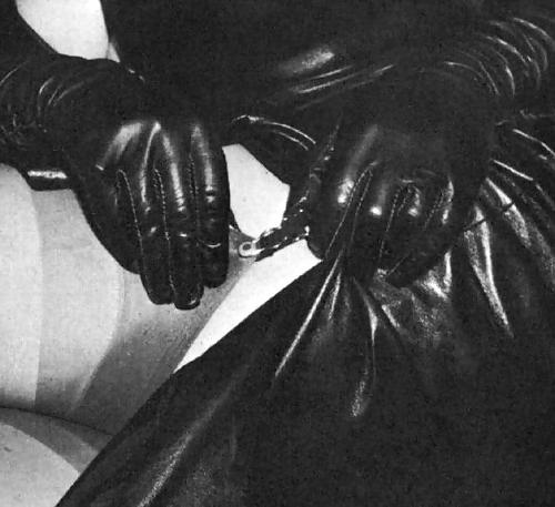 24P Mistress and domme