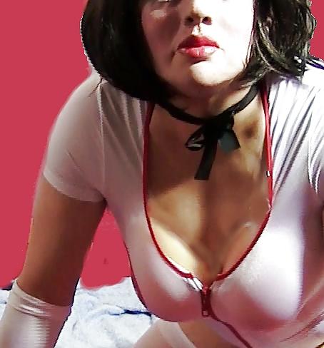 25P Tiziana Nurse hairy