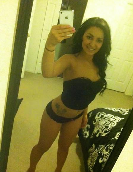 16P Latina babe