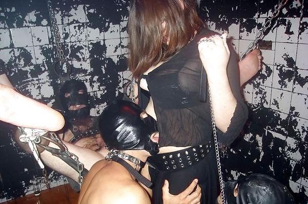 15P BDSM
