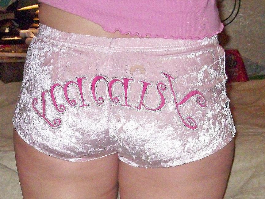 13P SEXY WIFE IN PINK