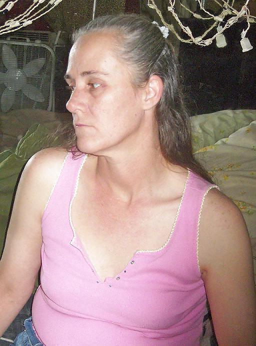 13P SEXY WIFE IN PINK