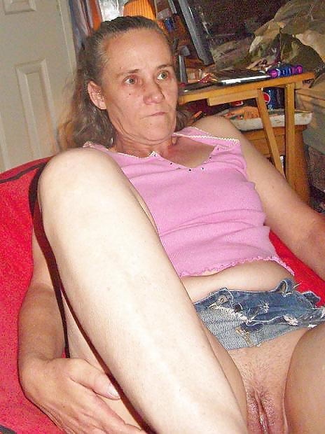 13P SEXY WIFE IN PINK