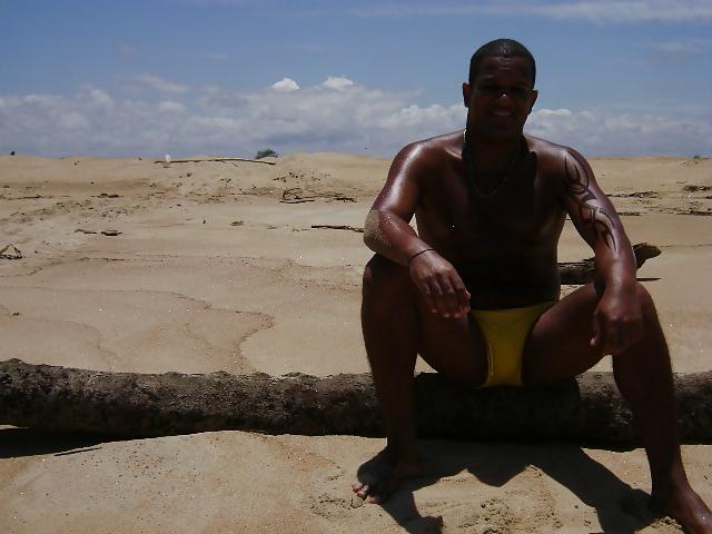 4P Nudist profile