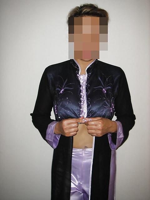 9P Black satin