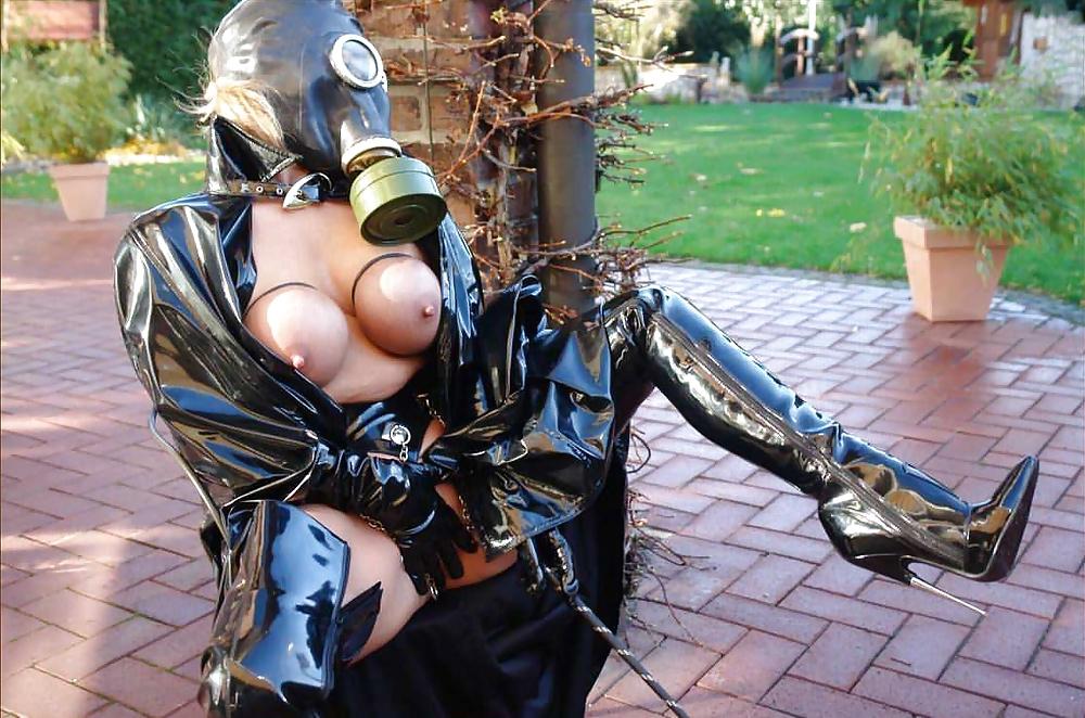 25P Latex fetish
