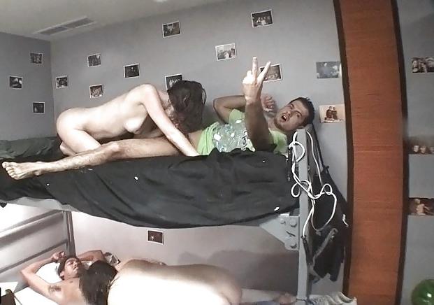 22P White Girls Servicing Muslim Men