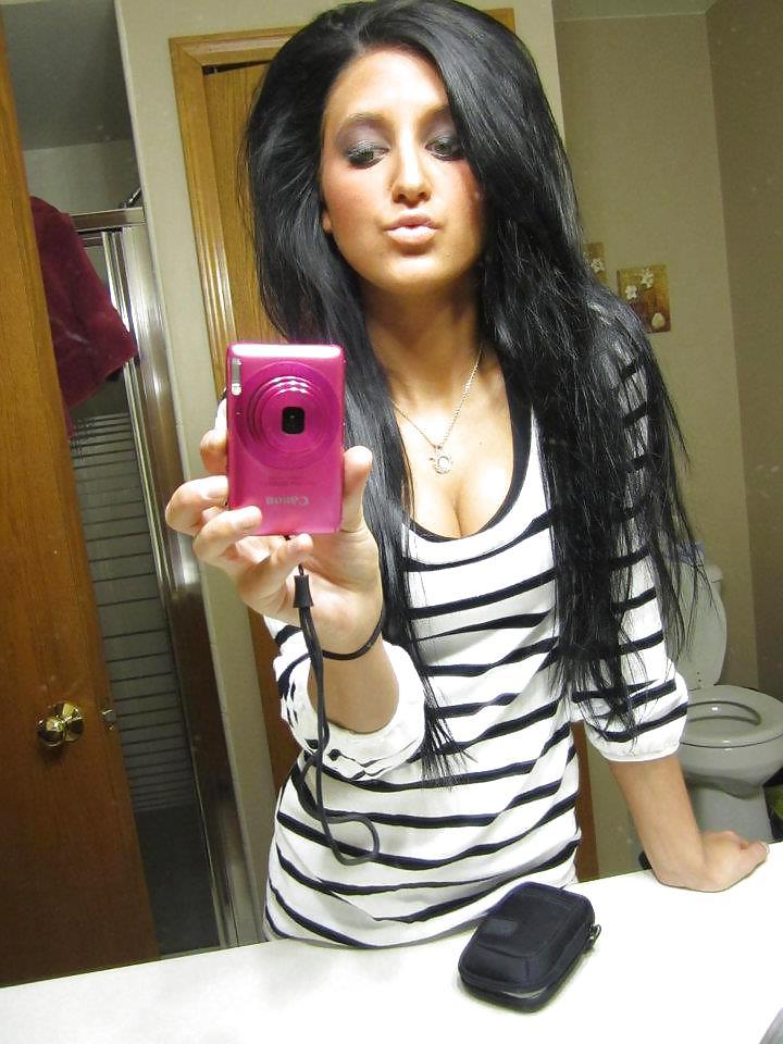 25P Hot High School Teen Caylin