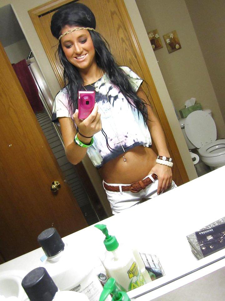 25P Hot High School Teen Caylin