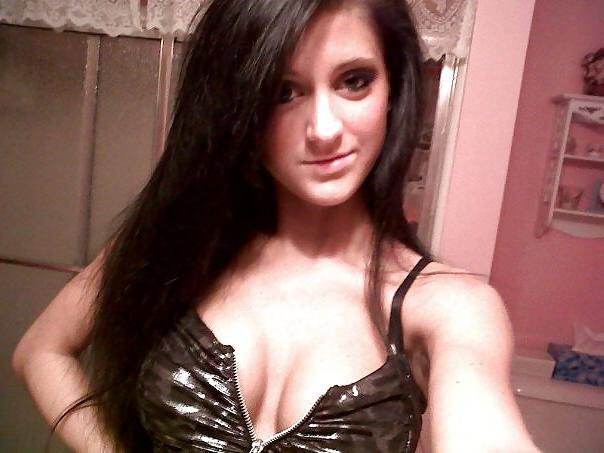 25P Hot High School Teen Caylin
