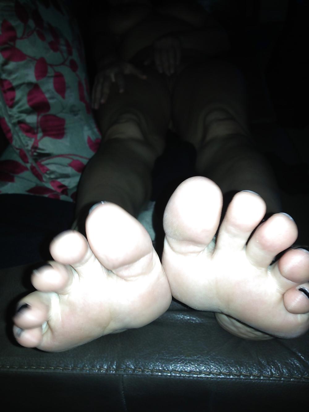25P Jayne kitten fingerin her pussy, tits coverd in my cum 