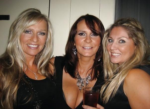 25P Mrs Donna EWIN...Teacher of my first blowjob ever !!!
