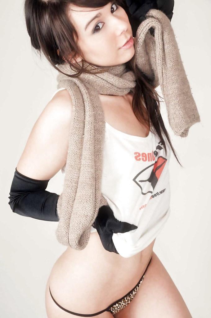 25P T-SHIRT BABE - ARIEL REBEL