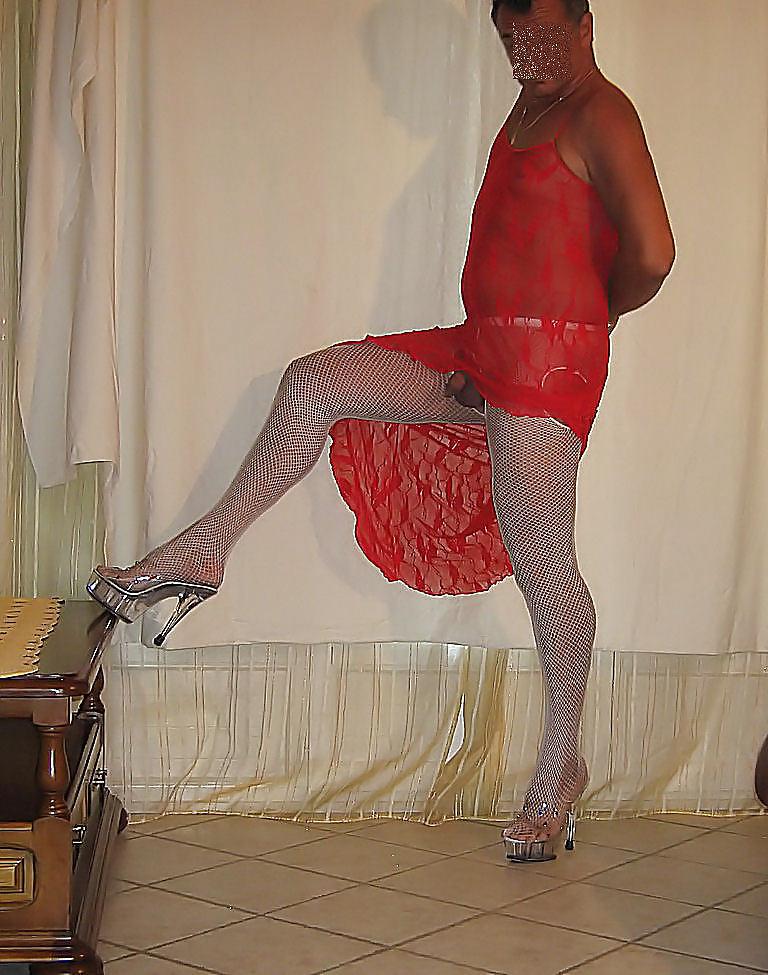 25P White Fishnet Pantyhose 