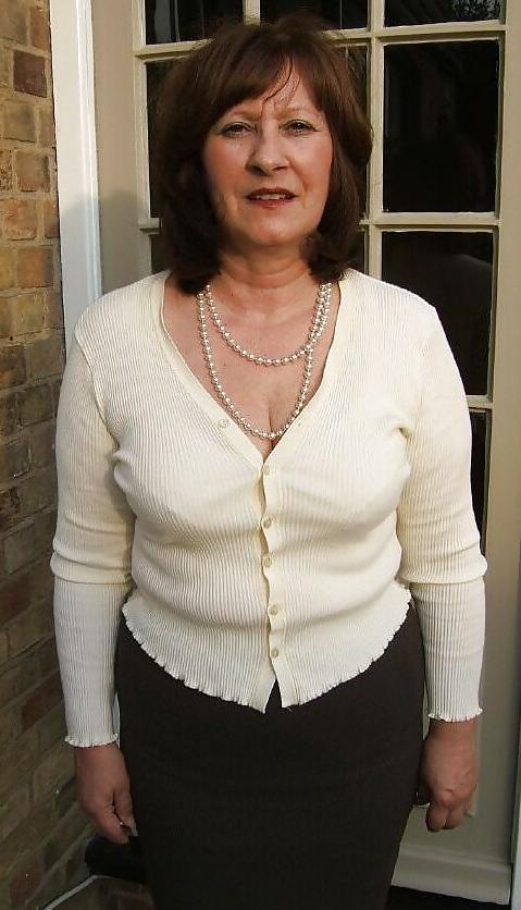 12P MILF & MATURE FROM OUR CLUB