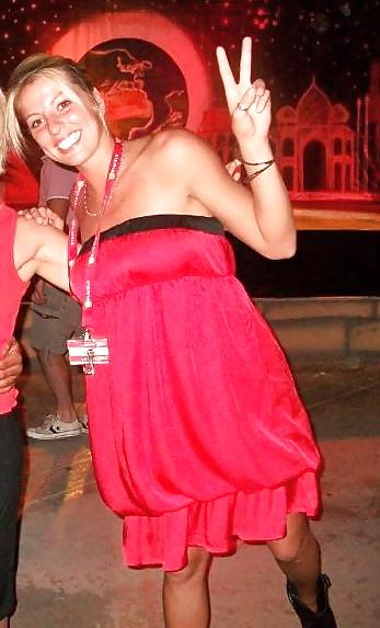 9P Pute! carole la pute animatrice en club marmarra