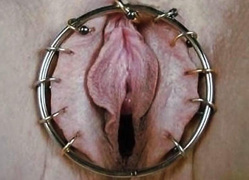 24P Pierced Nipples and Pussy's 2